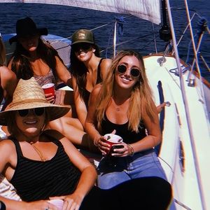 Meet your Posher, Allyson